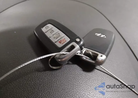 2013 Hyundai Sonata Hybrid Limited z USA, uszkodzony, nr VIN KMHEC4A45DA091915